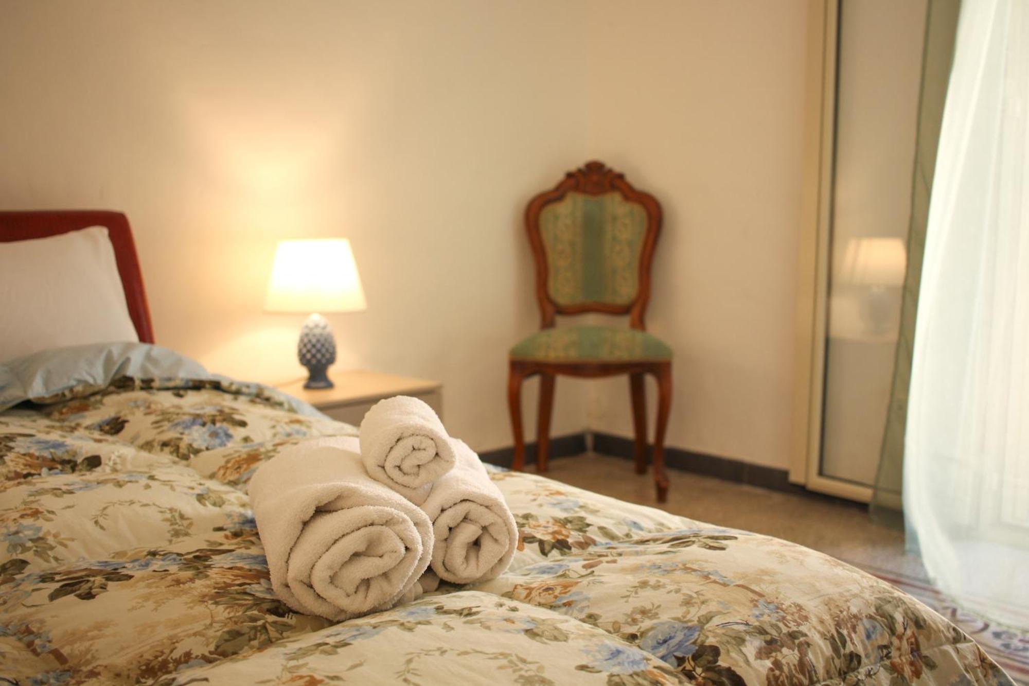 Colonna House Casa Tra La Zisa E La Cattedrale Apartment ปาแลร์โม ภายนอก รูปภาพ