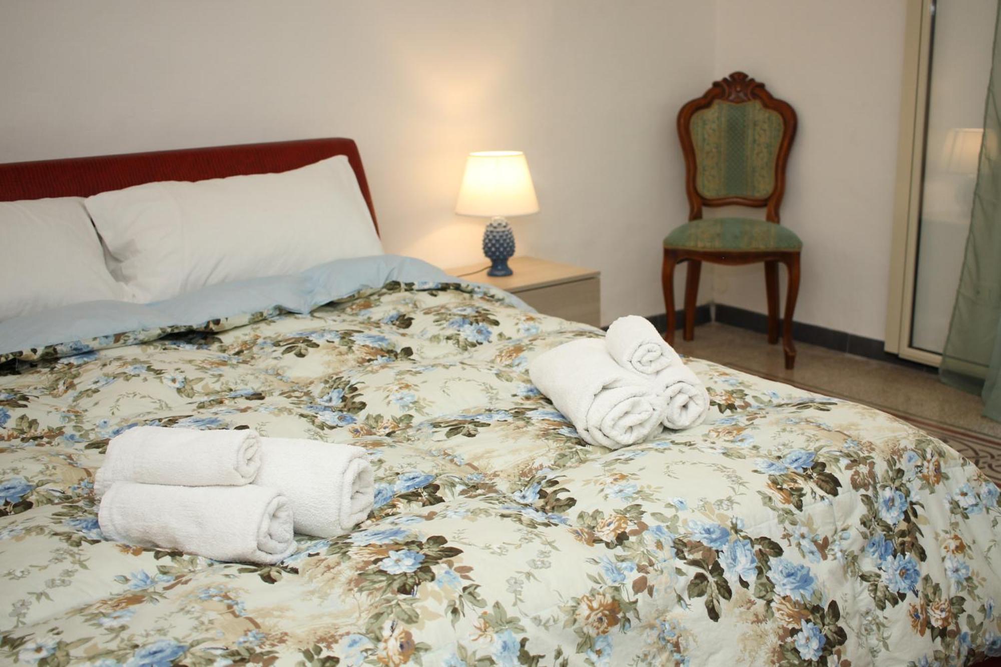 Colonna House Casa Tra La Zisa E La Cattedrale Apartment ปาแลร์โม ภายนอก รูปภาพ